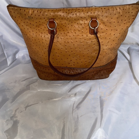 Dooney and Bourke large ostrich texture leather tote in tan and brown - Picture 2 of 14